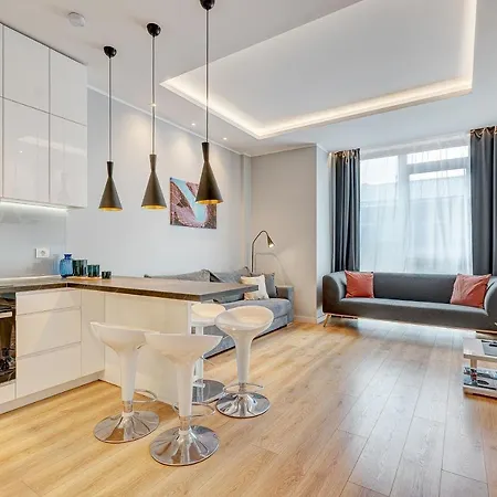 Happy Emporia, Self Chek-in, Parking In The Underground Garage Vilnius