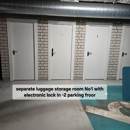 Happy Emporia, Self Chek-in, Parking In The Underground Garage Appartement