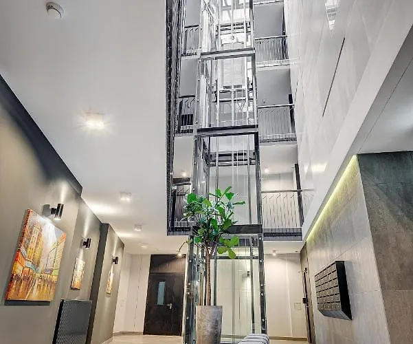 Happy Emporia, Self Chek-in, Parking In The Underground Garage Appartement Vilnius