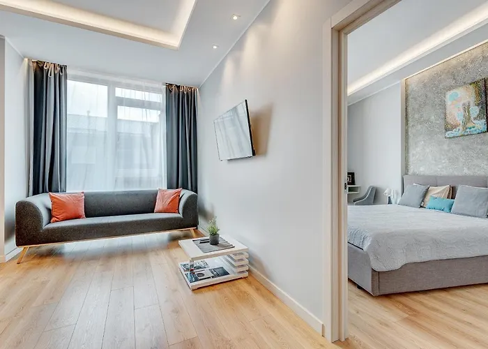 Happy Emporia, Self Chek-in, Parking In The Underground Garage アパート ヴィリニュス