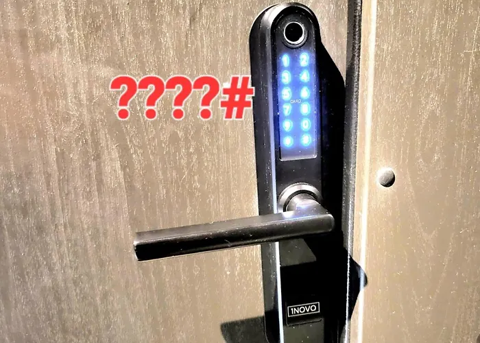 Happy Emporia, Self Chek-in, Parking In The Underground Garage アパート ヴィリニュス