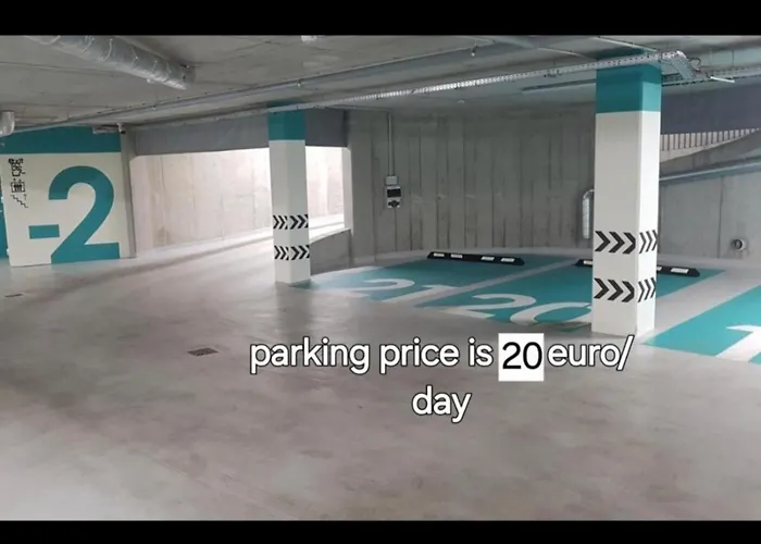 Happy Emporia, Self Chek-in, Parking In The Underground Garage Appartement